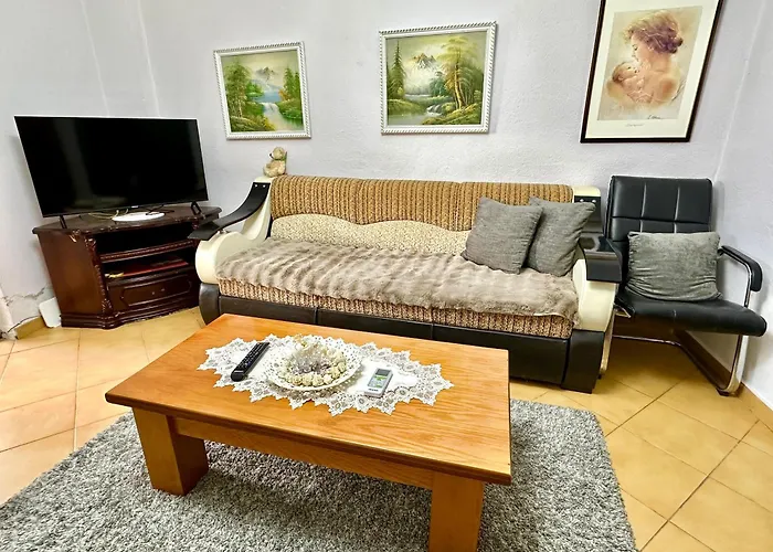 Cozy Escape Apartment